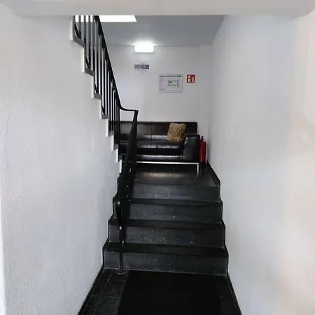 Gastehaus Naher Porsche Fabrik Zimmer/room 1